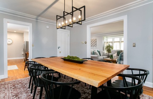 Keller Park House | Discover university charm. Your 4-bedroom retreat, an 8-min drive to Notre Dame.