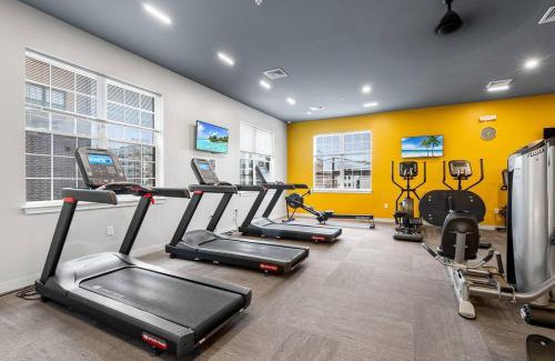 Hackensack River Waterfront Apartment | Discover Urban Luxury: Condo Only 20 Min to NYC