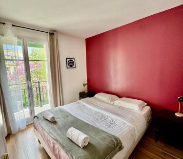 Chessy Apartment | Disney, very nice 2 bedrooms family apartment, wifi, NETFLIX 8 pers
