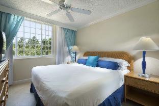 St. Lawrence Gap Hotel | Divi Southwinds Beach Resort