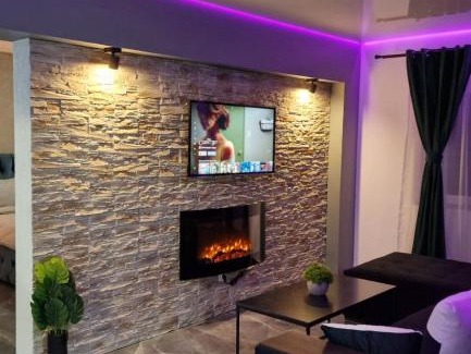 Lupeni Apartment | Divine House Straja