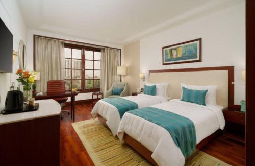 DLF Phase 3 Hotel | DLF Club 3