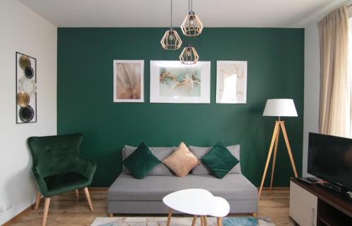 Nowy Dwor Mazowiecki Apartment | DMK Green Apartment near Warsaw-Modlin Airport