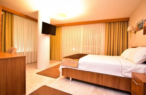 Sancaktepe Hotel | DMR GRAND FAMILY HOTEL SANCAKTEPE