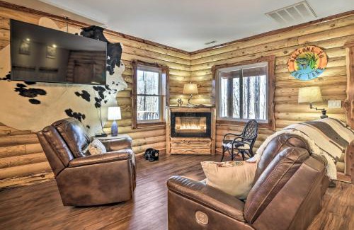 Pittsville House | Dock with Boat Slip Cozy Cabin Near Leesville Lake!