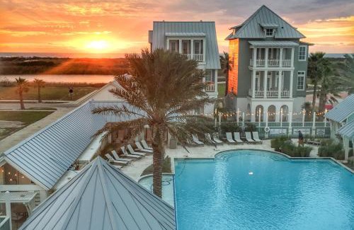 Port Aransas Apartment | Doctor's Orders | Palmilla Beach Resort Sea Gate Condominiums #201