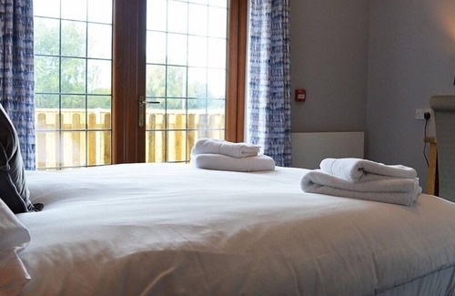 Braishfield House | Dog & Crook Braishfield