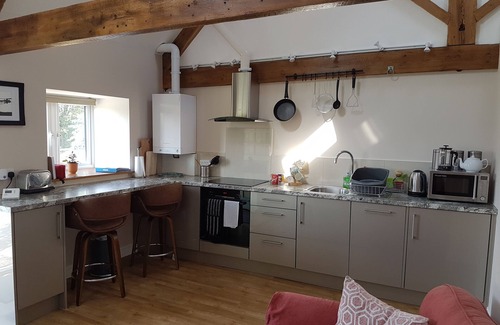 Tickenham House | Dog friendly beautiful 1 bed barn conversion in country setting