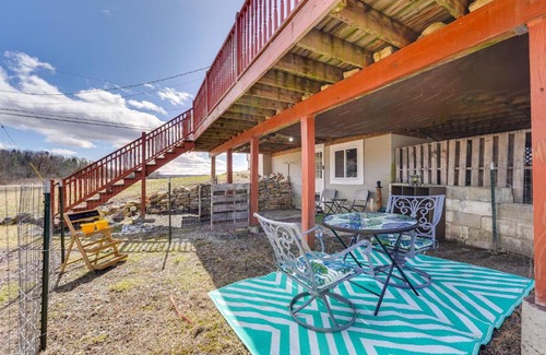Whitehall Apartment | Dog-Friendly Mtn Retreat in Whitehall with View!