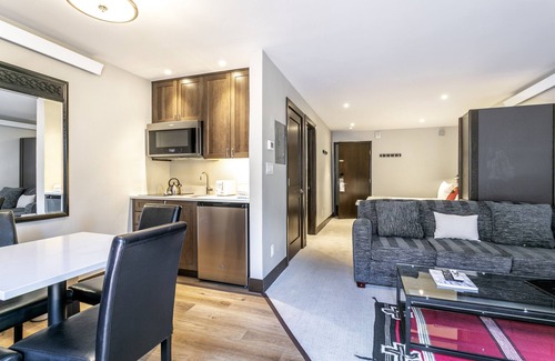 Vail Condo | Dog Friendly Remodeled Vail Lionshead, LH Premium