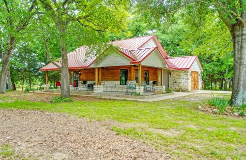 Wills Point House | Dog-Friendly Wills Point Home with Grill on 10 Acres