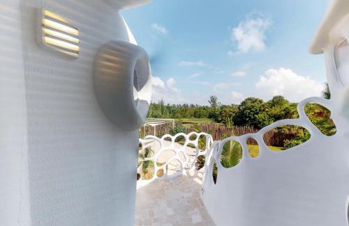 Cocoplum Villa | Dolphin @ Swan Villas