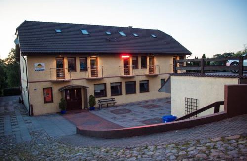 Chelmno Bed & Breakfast | Dom Gościnny Pod Górą