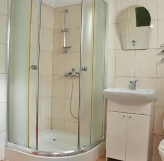 Rewal House | Dom Gościnny Soluch