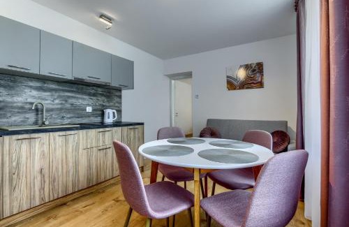 Tolkmicko Apartment | Dom Kawalera