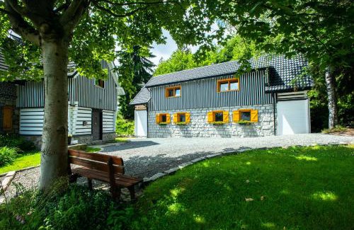 Szklarska Poreba House | Dom Stary Młyn nad strumieniem z możliwością dostępu do sauny, gorącej beczki, basenem