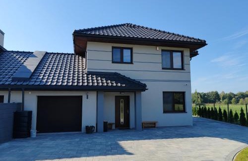 Szeligi Apartment | Dom wakacyjny Bliźniacza Natura nad rzeką, Makosieje