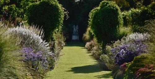 Livry House | Domaine Albizia