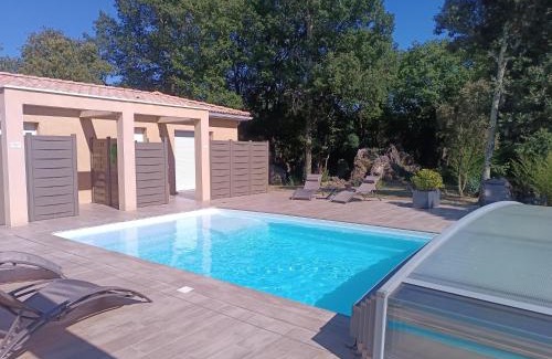 Saint-Martin-de-Londres Apartment | Domaine Chante-Cevennes