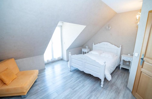 Saint-Fargeau-Ponthierry Bed & Breakfast | Domaine d'Auxonnettes Chambres d'Hôtes et Gîtes