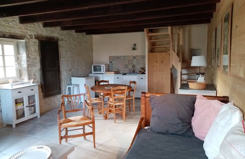 Saint-Georges-du-Bois House | Domaine des Deux Tilleuls - Cottage in a former barn