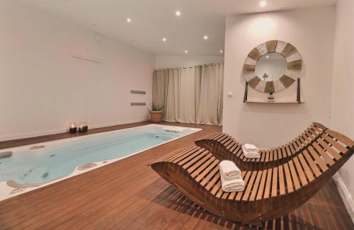 Chabeuil Bed & Breakfast | Domaine de Bonaveau - Spa & Piscine