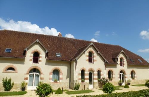 Saint-Jean-Saint-Germain Bed & Breakfast | Domaine de la Maison Neuve