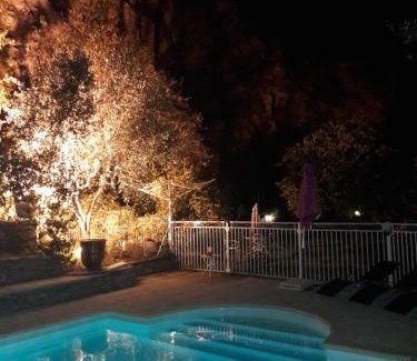 Sumene Bed & Breakfast | Domaine de la Carrière