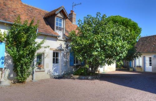 Dame-Marie-les-Bois Bed & Breakfast | Domaine de la Picardière