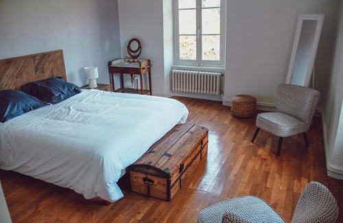 Sugeres House | Domaine de Maisonneuve