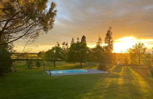 Villers-les-Ormes House | Domaine de Treuillaud climatisé piscine privée