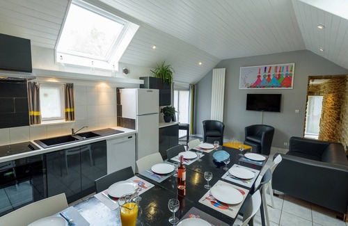 Plouguin Cottage | Domaine des Abers*covered, heated swimming pool close to the sea.