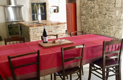 Mirmande House | Domaine des Camarades, 40 ha estate with 20 meter heated pool
