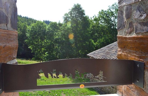 Chateldon House | Domaine des Terres du Milieu/Gîte de cul de sac