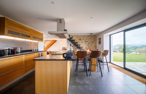 Cercier House | Domaine du Chypre entre Annecy et Genève