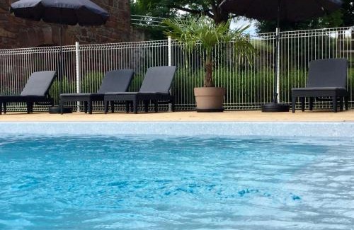 Saint-Cyprien-sur-Dourdou Bed & Breakfast | Domaine du Mas Naut