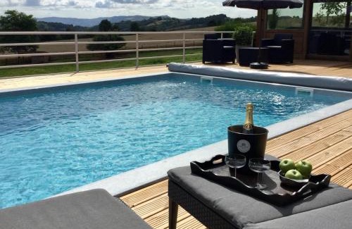 Saint-Cyprien-sur-Dourdou Bed & Breakfast | Domaine du Mas Naut