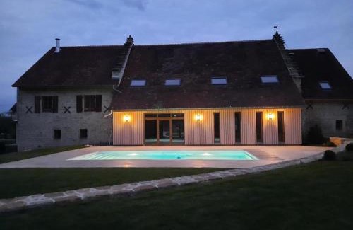 Courlaoux Hotel | Domaine du moulin de Jeanne