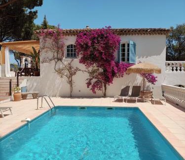 La Nartelle Villa | Domaine l'Oiseau Bleu, 800 m from the Beach in Sainte-Maxime
