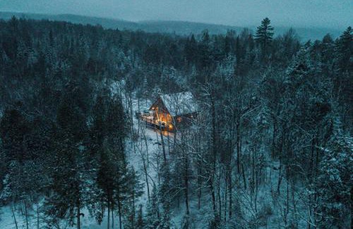 Grenville-sur-la-Rouge Ski Chalet | Domaine la Cedriere