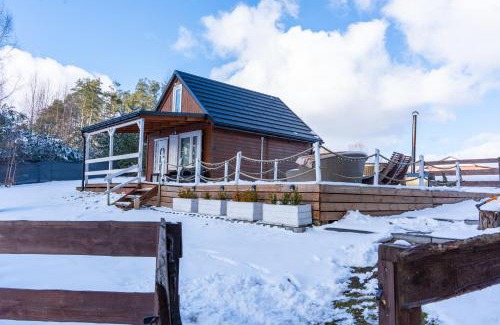 Gowidlino House | Domek letniskowy na Kaszubach z Balia ogrodowa