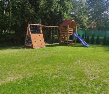 Pisz House | Domek z jacuzzi,kajaki i rowery,sauna -Malinowy Reset