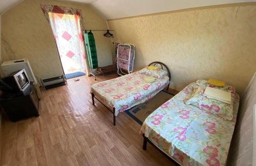 Arkhipo-Osipovka House | Domik fligel