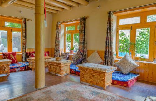 Tingmosgang House | Domkhar Eco Homestay