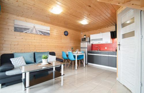 Wladyslawowo Cabin | Domki Jelonek - Całoroczne, ogrzewane, klimatyzowane