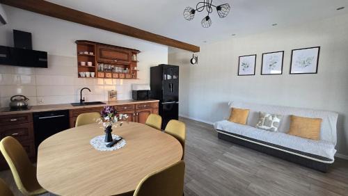 Woszakowice Villa | Domki Lawendowy Zakątek