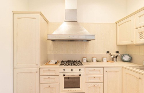 Old Town Apartment | Domus 54 in Mantua!