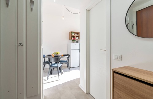 Quartiere XXII Collatino Apartment | DOMVS TIBVRTINA [SOLARIUM ZONE], Rome.