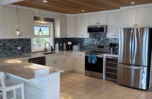 Hope Town Villa | Donald Seas - Seaside Retreat with Breathtaking Views of White Sound & Dock