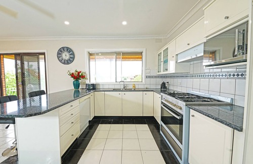 Doncaster House | Doncaster Brick Family Home